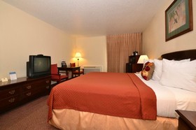 SureStay Plus by Best Western San Antonio Fiesta Inn