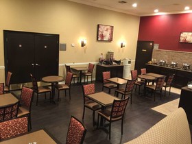 SureStay Plus by Best Western San Antonio Fiesta Inn