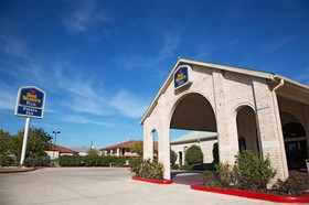 SureStay Plus by Best Western San Antonio Fiesta Inn
