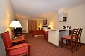 SureStay Plus by Best Western San Antonio Fiesta Inn