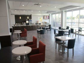 Best Western Plus Roland Inn & Suites