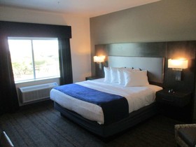 Best Western Plus Roland Inn & Suites