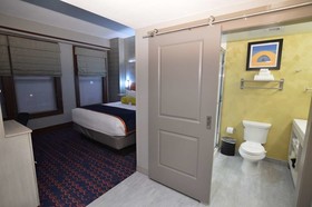 Best Western Premier Historic Travelers Hotel Alamo/Riverwalk