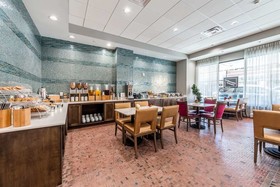 Best Western Premier Historic Travelers Hotel Alamo/Riverwalk
