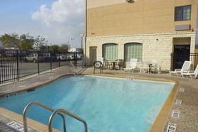 Best Western Windsor Pointe Hotel & Suites-AT&T Center