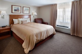 Candlewood Suites San Antonio NW Near SeaWorld