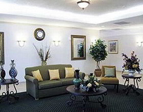 Comfort Inn & Suites Near Six Flags & Medical Center