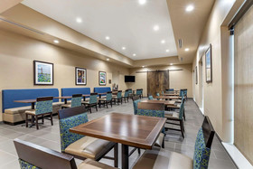 Comfort Suites