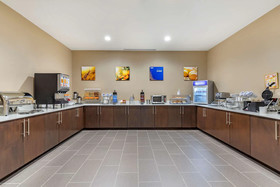 Comfort Suites