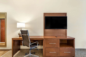 Comfort Suites