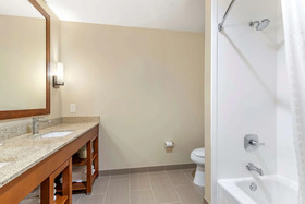 Comfort Suites