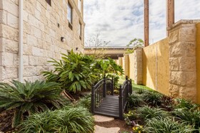 Comfort Suites Alamo/Riverwalk