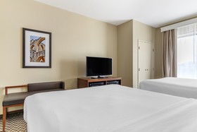 Comfort Suites Medical Center Near Six Flags