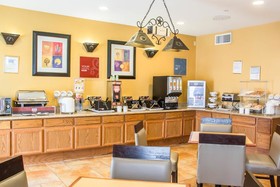 Comfort Suites Near Seaworld