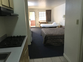 Country Inn Motel
