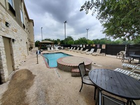 Days Inn & Suites by Wyndham San Antonio near Frost Bank Ctr