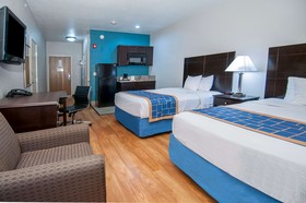 Days Inn & Suites by Wyndham San Antonio near Frost Bank Ctr