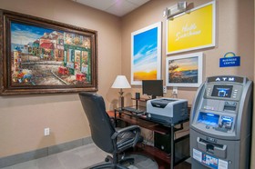 Days Inn & Suites by Wyndham San Antonio near Frost Bank Ctr