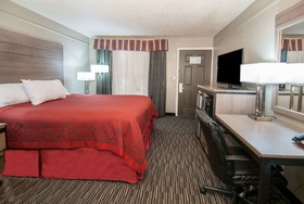 Days Inn by Wyndham Central San Antonio NW Medical Center
