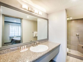 Days Inn by Wyndham San Antonio Alamo/Riverwalk