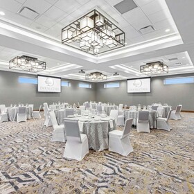 DoubleTree by Hilton San Antonio