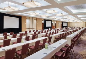DoubleTree by Hilton San Antonio Airport