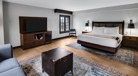 Estancia del Norte San Antonio, Tapestry Collection by Hilton