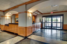 Drury Inn & Suites Northwest Medical Center