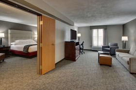 Drury Inn & Suites Northwest Medical Center