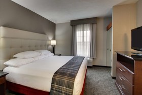Drury Inn & Suites Northwest Medical Center