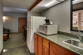 Drury Inn & Suites Northwest Medical Center
