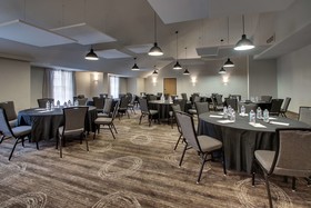Drury Inn & Suites Northwest Medical Center