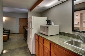 Drury Inn & Suites Northwest Medical Center