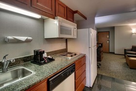 Drury Inn & Suites Northwest Medical Center