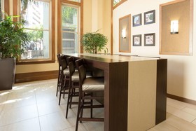 Drury Inn & Suites Riverwalk San Antonio