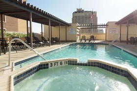 Drury Inn & Suites Riverwalk San Antonio