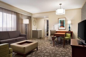 Embassy Suites by Hilton San Antonio Airport