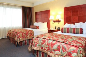 Embassy Suites by Hilton San Antonio Airport