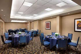 Embassy Suites by Hilton San Antonio Airport