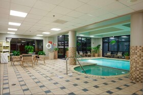 Embassy Suites by Hilton San Antonio Airport