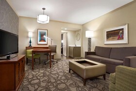 Embassy Suites by Hilton San Antonio Airport