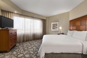 Embassy Suites by Hilton San Antonio Airport