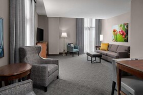 Embassy Suites by Hilton San Antonio Riverwalk Downtown