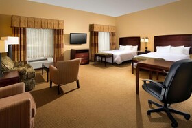 Hampton Inn & Suites San Antonio-Airport