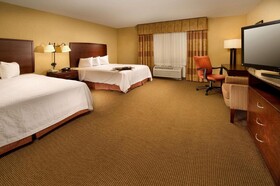 Hampton Inn & Suites San Antonio-Airport