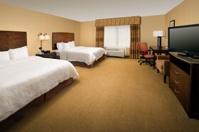 Hampton Inn & Suites San Antonio-Airport