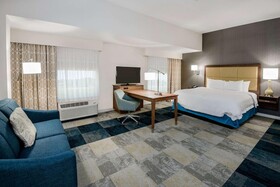 Hampton Inn & Suites San Antonio Brooks City Base