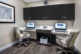 Hampton Inn & Suites San Antonio Brooks City Base