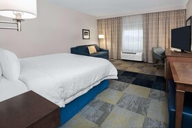 Hampton Inn & Suites San Antonio Brooks City Base