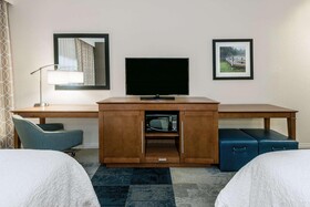 Hampton Inn & Suites San Antonio Brooks City Base
